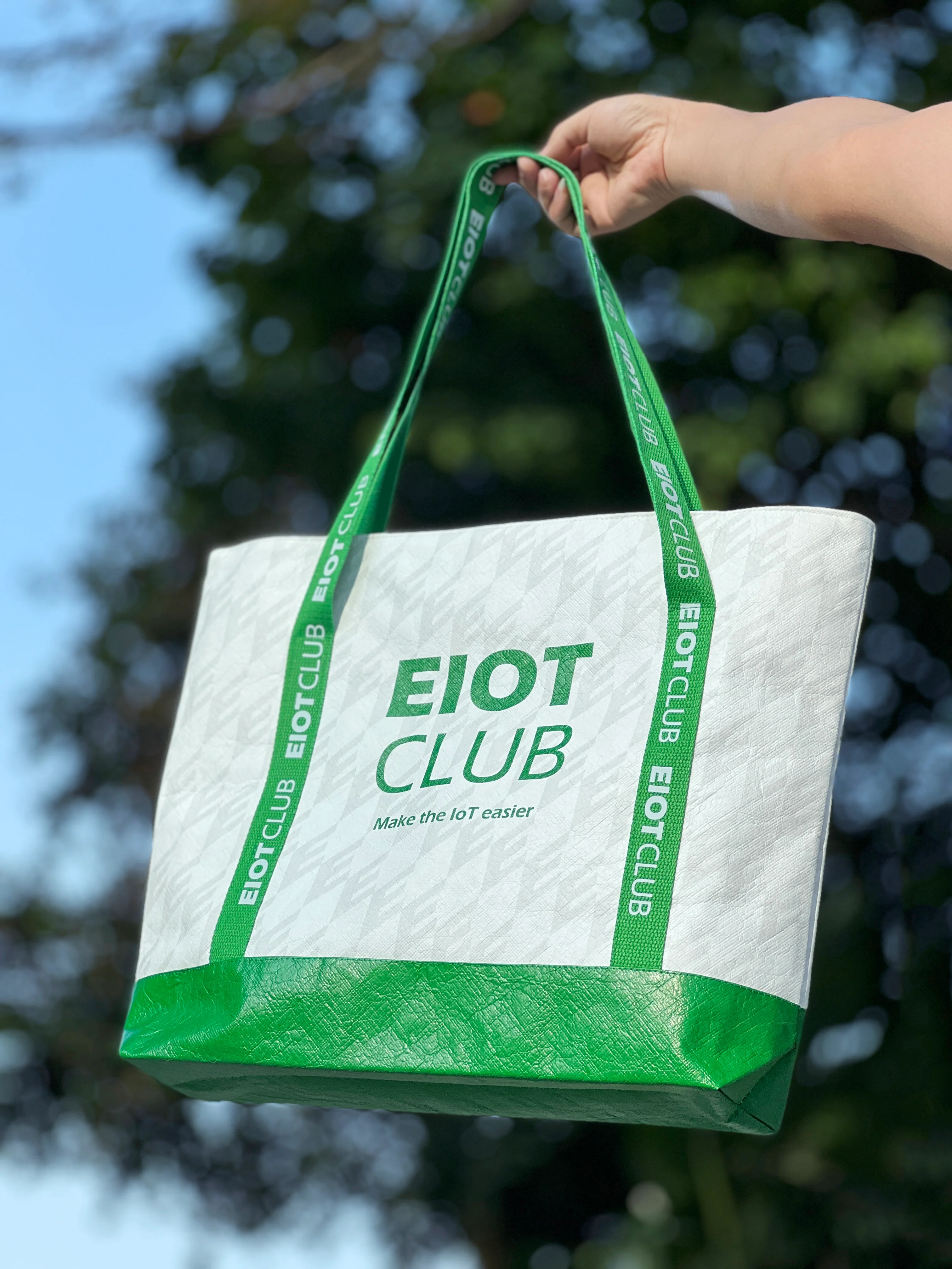 Eiotclub Bag: Lightweight, Durable, and Your Go-To for Smart Travel - Image 3